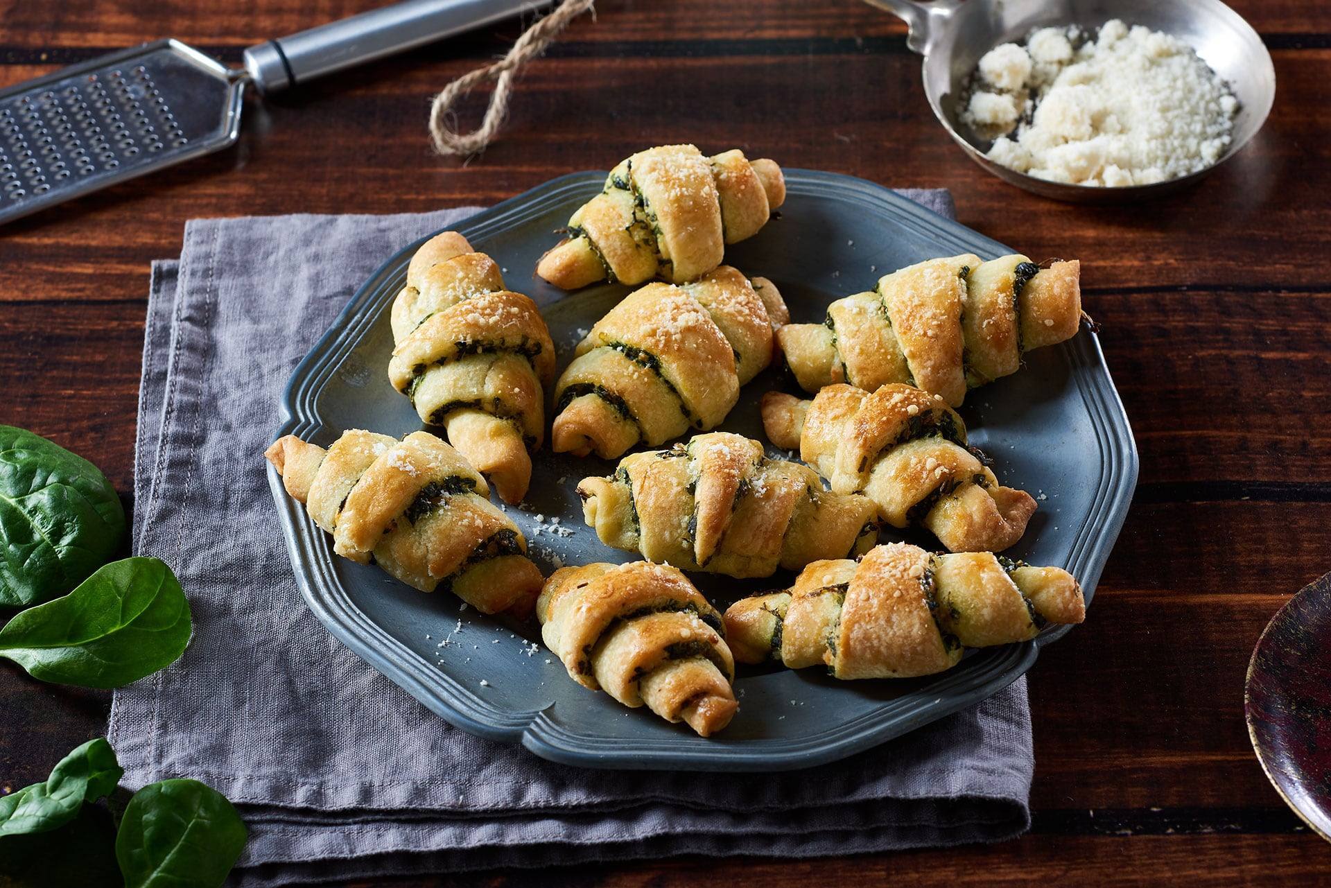 recipe image Rožky plnené špenátom a syrom feta